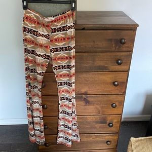 Boho flared pants with fun pattern! Size Small. New without tags. Never worn.